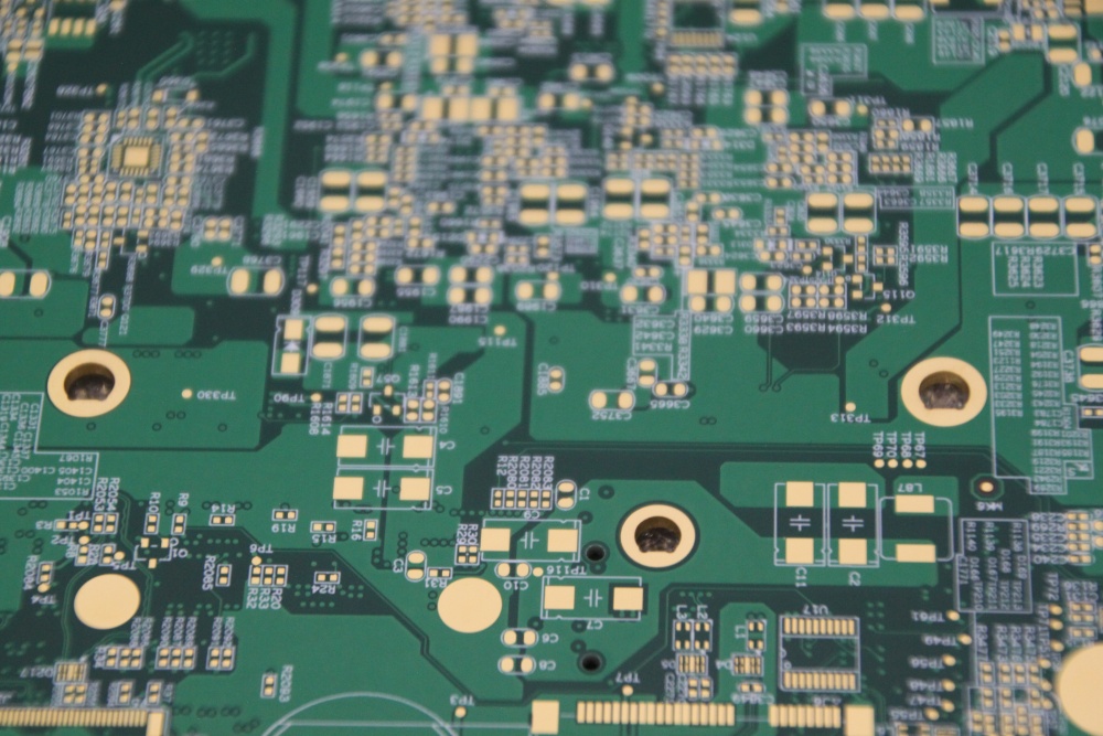新能源汽车PCB板制作工艺